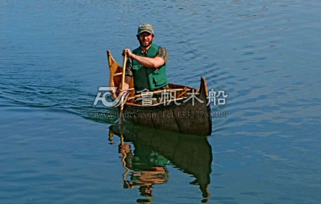 兩頭尖手劃船